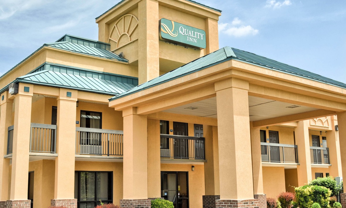 Thornburg Hotel | Quality Inn Thornburg