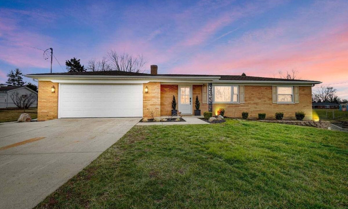 West Chester House | Quiet & Close to Shopping, Dining & Highway!