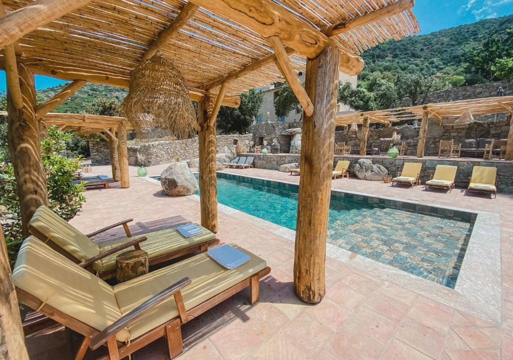 Pietralba Apartment | Résidence de Luxe 4 étoiles à Pietralba, 4 logements piscine chauffée BALAGNE