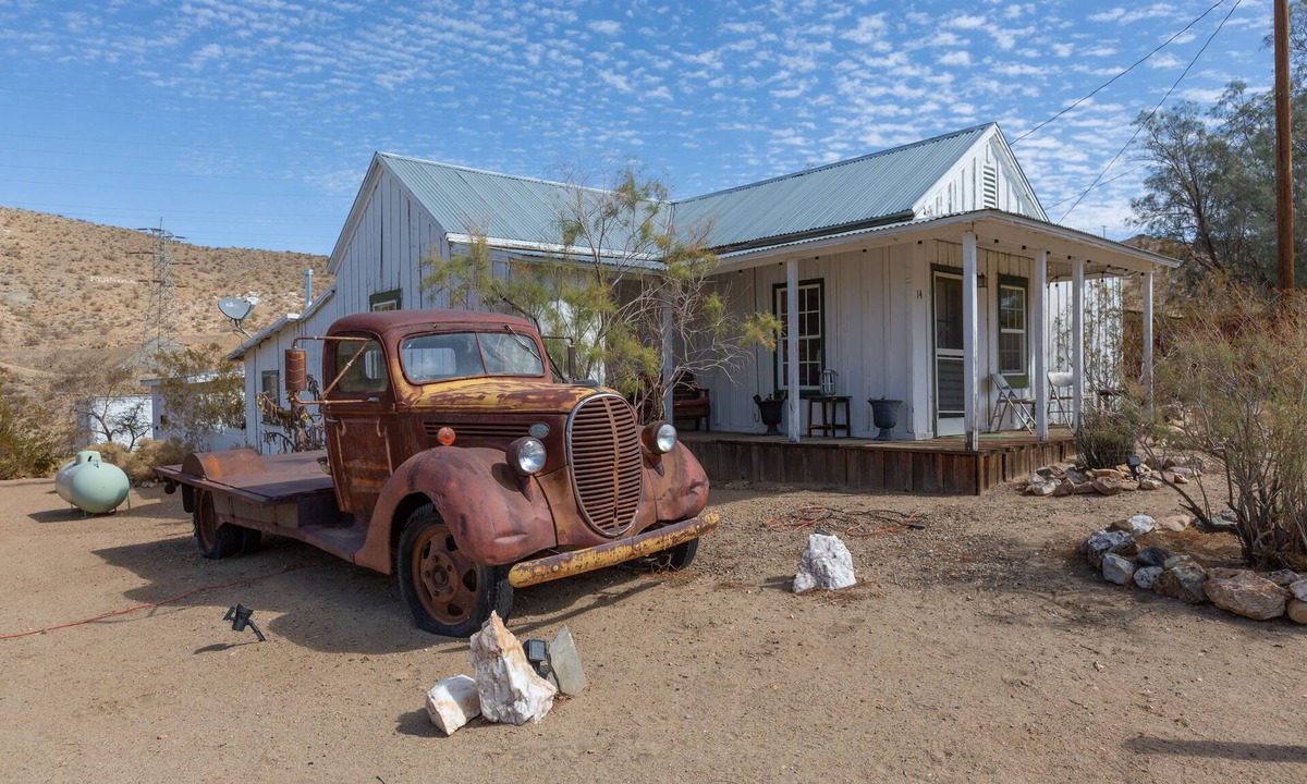 Randsburg Cabin | Randsburg historical rectory 3 bedroom home