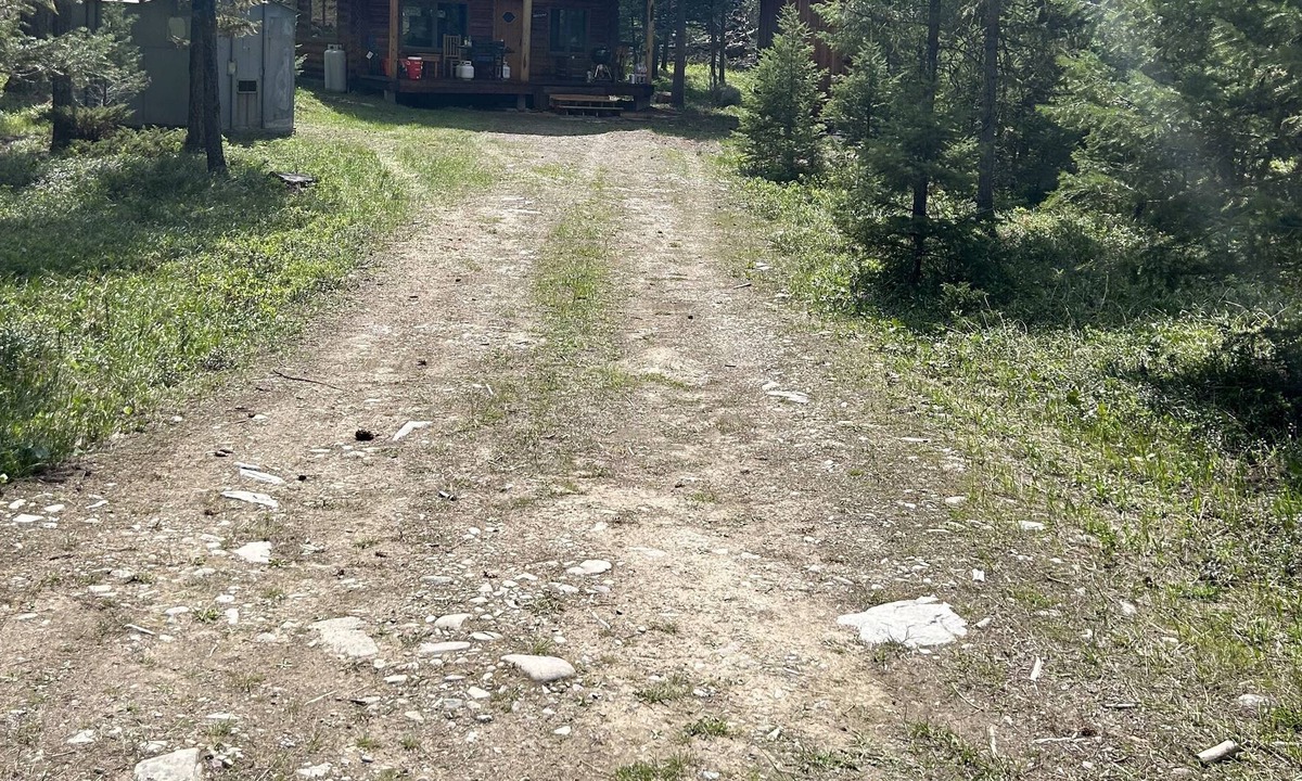 Drummond Cabin | Real log cabin on world famous Rock Creek, MT.