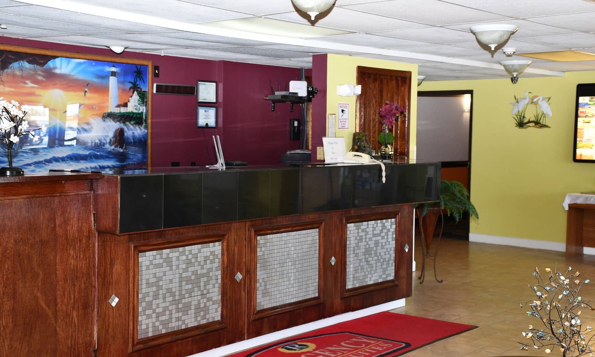Faribault Hotel | Regency Inn & Suites