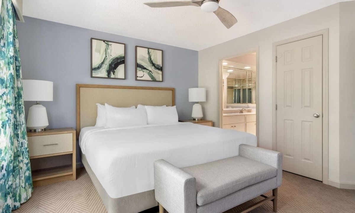 Berkeley Hotel | Relax, Explore & Unwind in This Inviting Family Getaway l Outdoor & Indoor Pools