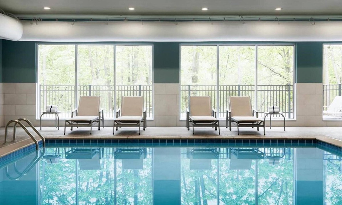 Barstow Hotel | Relax in 2 Serene Rooms w/Free Breakfast & Parking + Near Tanger Outlet Mall