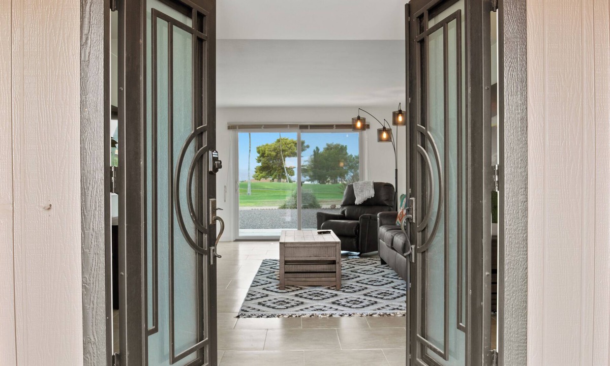 Sun City House | Relaxing Golf Retreat! 2-bedroom desert oasis