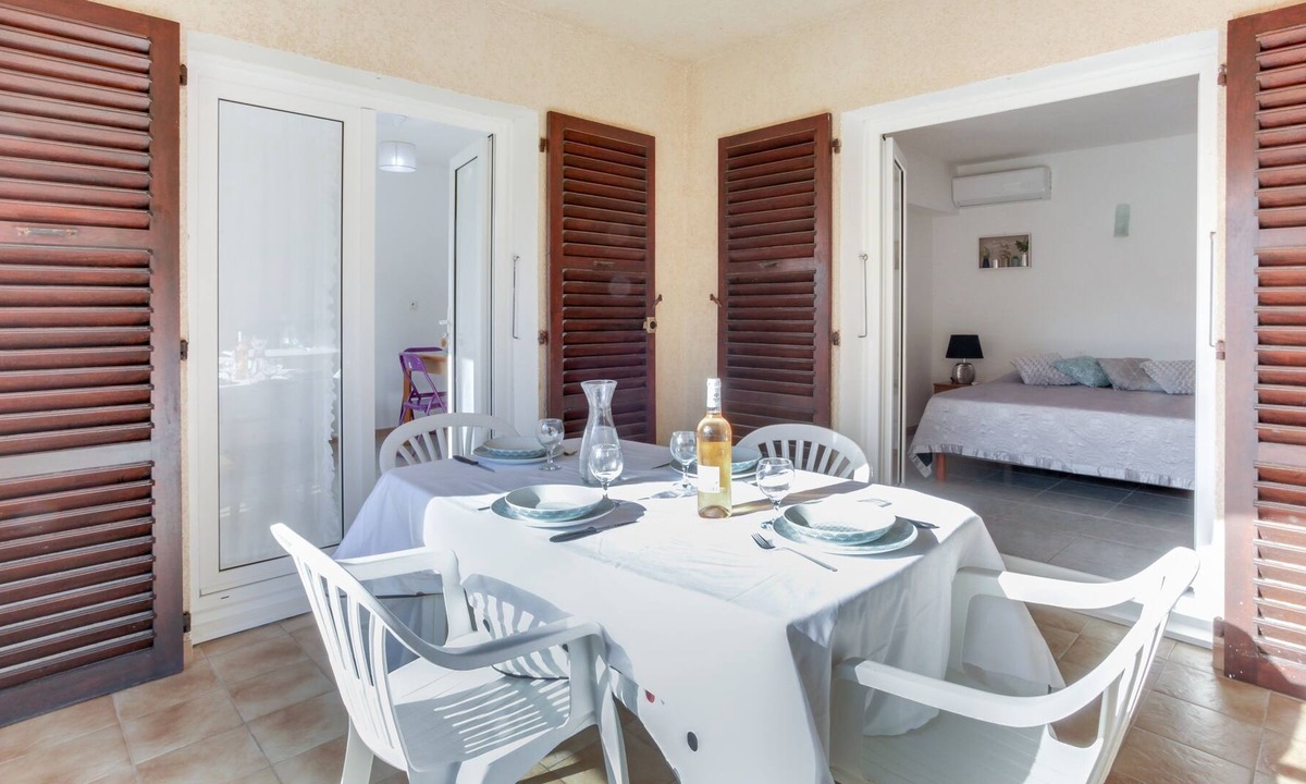 Centuri Apartment | RESIDENCE ANNA INDIGO