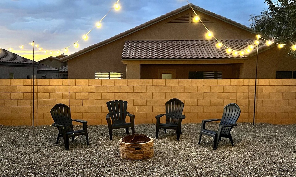 Tucson House | Residential Home, 3 Bedroom, 4 Beds, 2 Bath