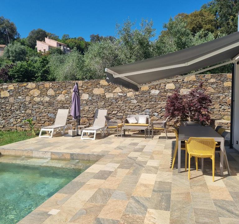 Penta-di-Casinca Apartment | Rez de villa avec piscine privée, wifi, jardin clôturé