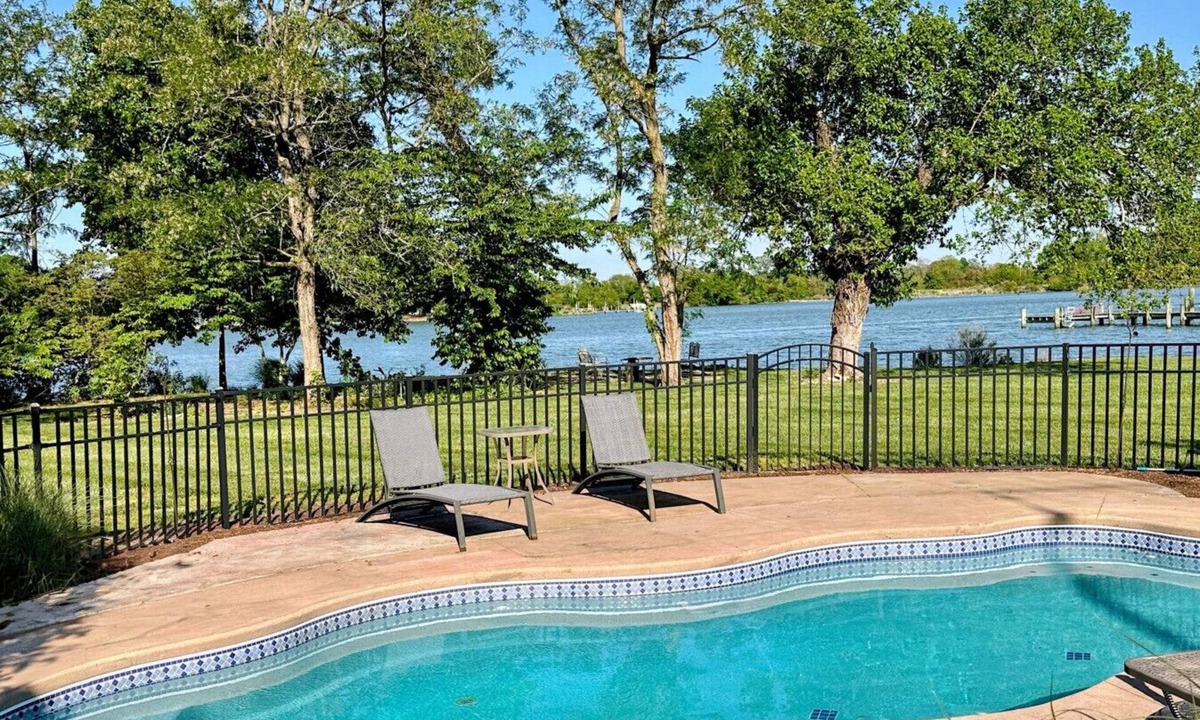 Cambridge House | Rippling Waters on Fishing Creek