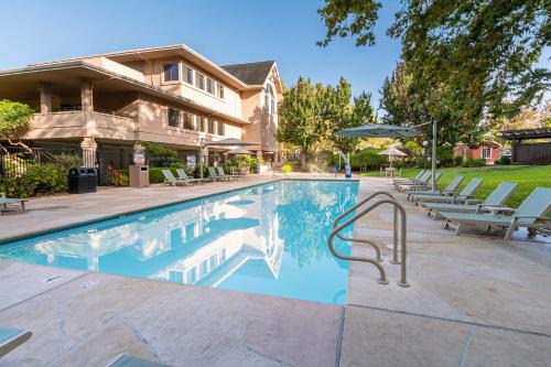 Napa Resort | RiverPointe Napa Valley Resort