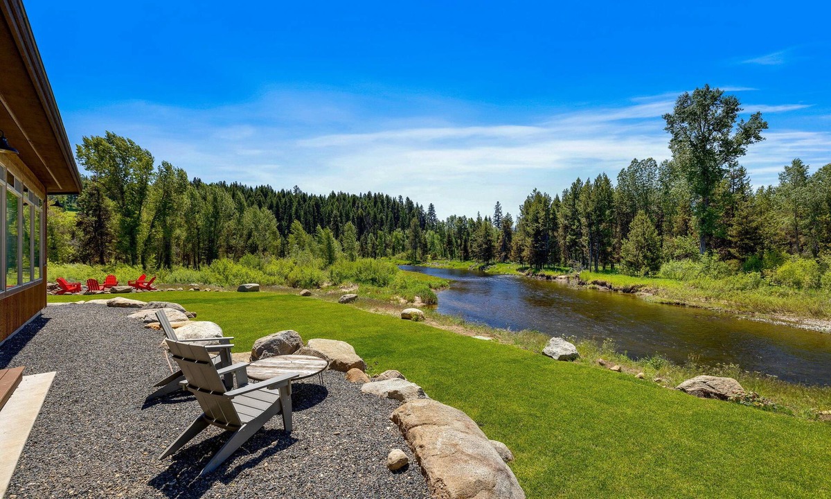 McCall House | Rivers Bend - Riverfront - Clubhouse w/gym, sauna, pool, hot tub