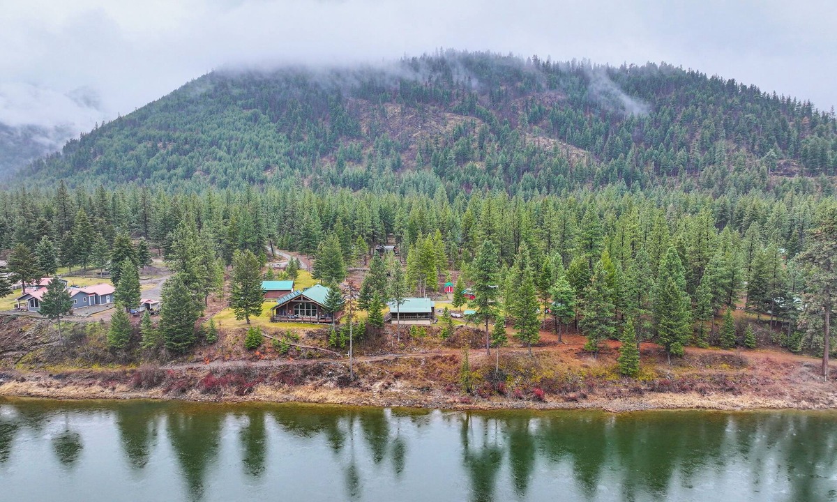 Superior Cabin | Riverside St Regis Cabin w/Fire Pit + Grill