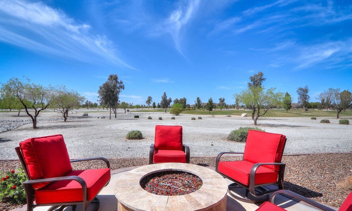 Eloy House | Robson ranch luxury 3 bed 2.5 bath private retreat