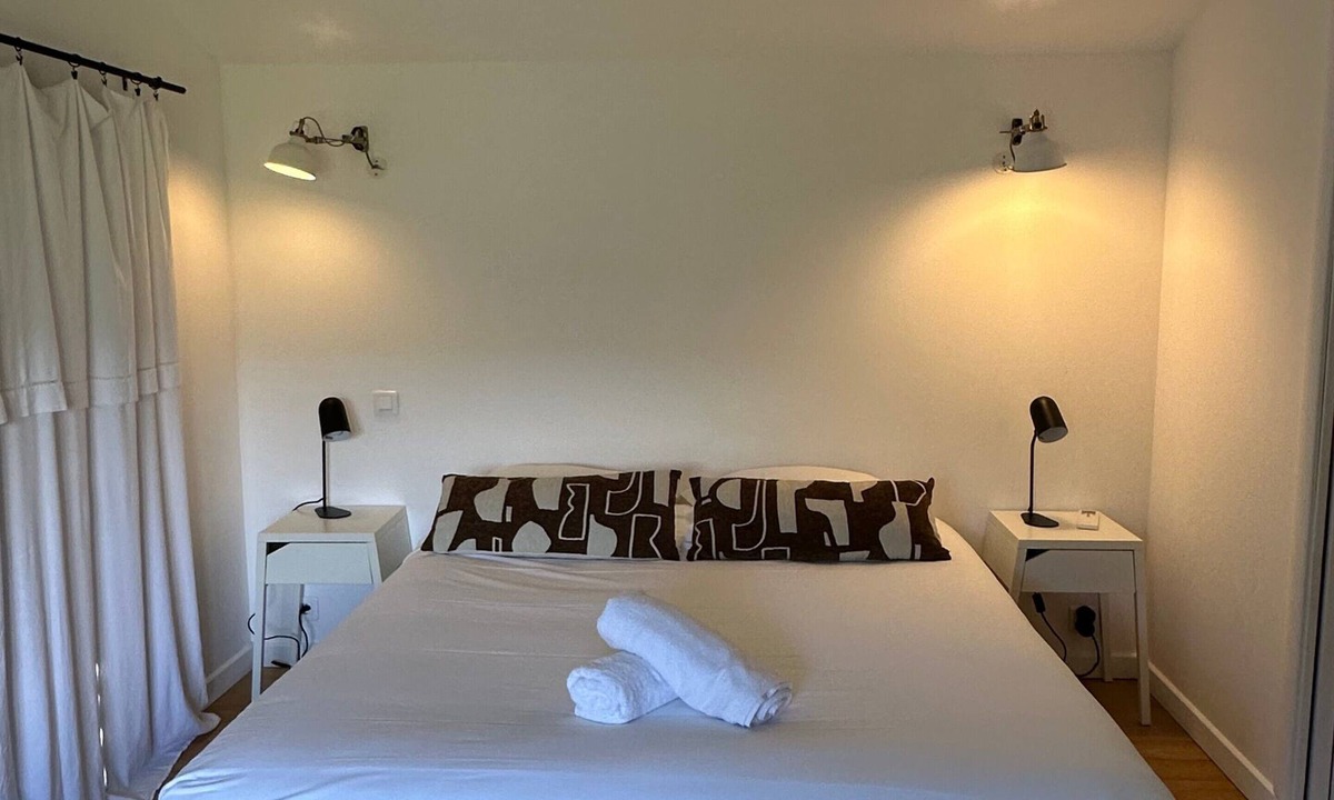 Murato Apartment | Room 'Chambre 1 - 1er Étage' with Mountain View, Wi-Fi and Air Conditioning