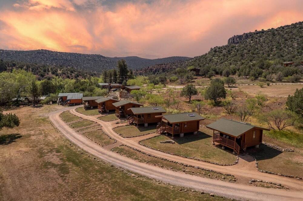 Cornville Cabin | Rose Quartz Cabin: Crystal-Infused Creekside Stay