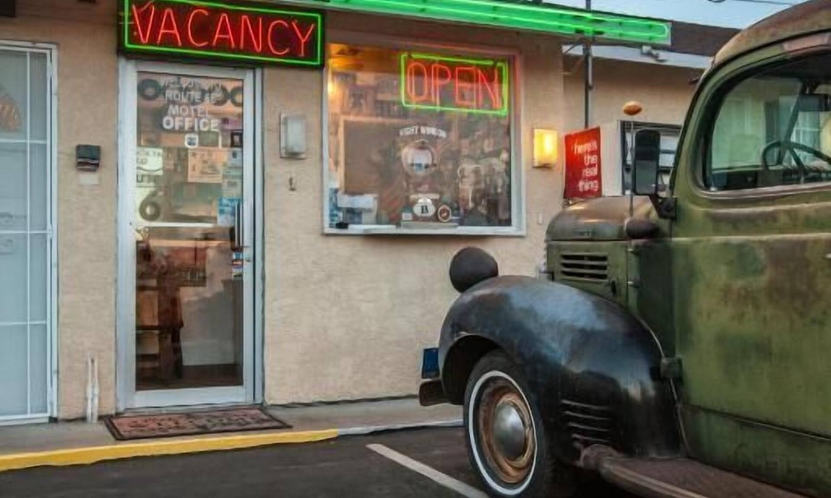 Barstow Hotel | Route 66 Motel