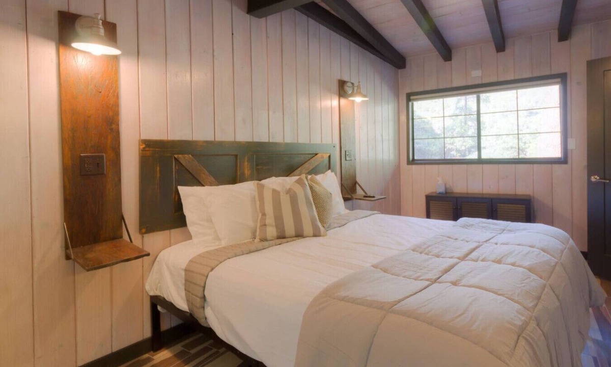 Sedona Cabin | Rustic/Modern Suite 4 in Oak Creek Canyon - Close to Slide Rock State Park