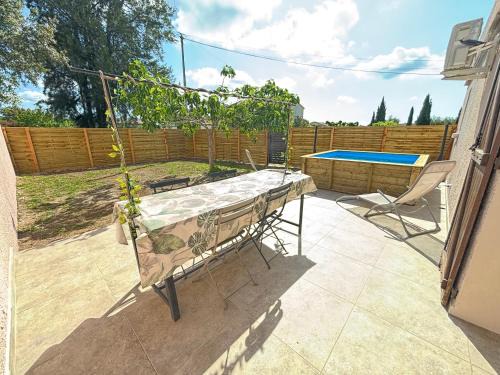 Aleria House | Séjour entre mer et montagne avec petite piscine