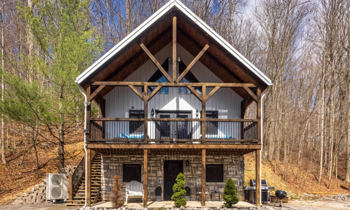 Hallsville Cabin | Sage Hill Cabin Hocking Hills/Tar Hollow St.Forest