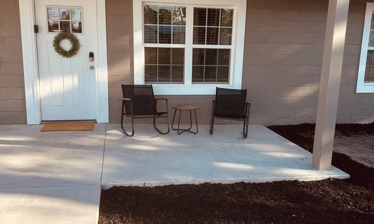 Mount Vernon Apartment | SageHallow.Spacious newly remodeled 2b 2b 8 miles from Brewton Parker University