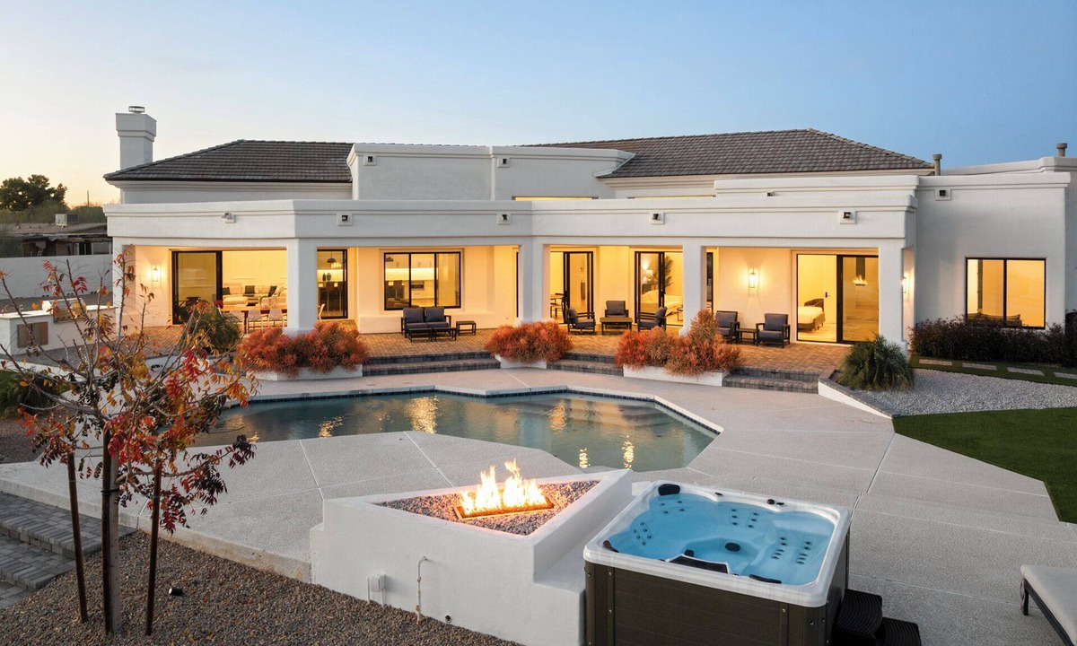 Central Scottsdale House | Scottsdale Desert Oasis: Pool, Spa, Billiards & Outdoor Kitchen