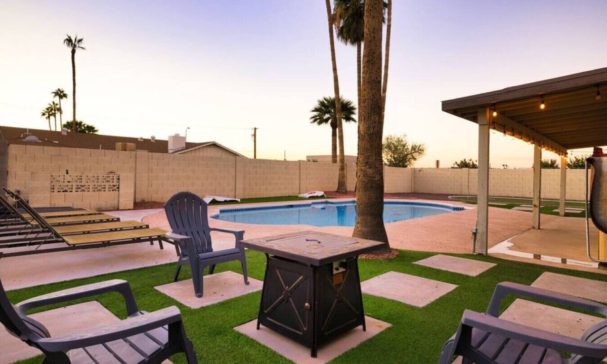 Village Grove House | Scottsdale Palms | Pool+Spa+Putting+Fire Pit+MORE!
