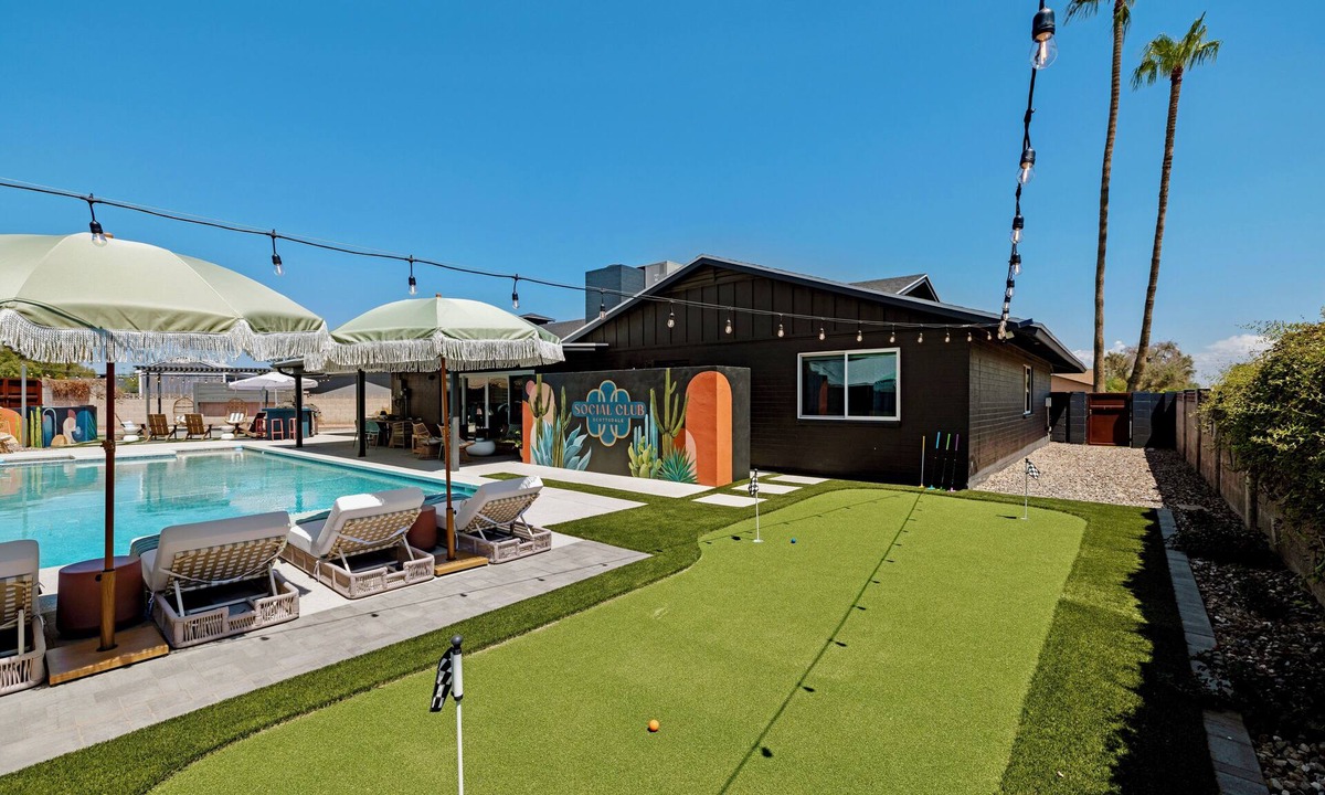 Village Grove House | Scottsdale Social Club: Hot Tub, Heated Pool, FirePit, Putting Green, Ping-Pong,