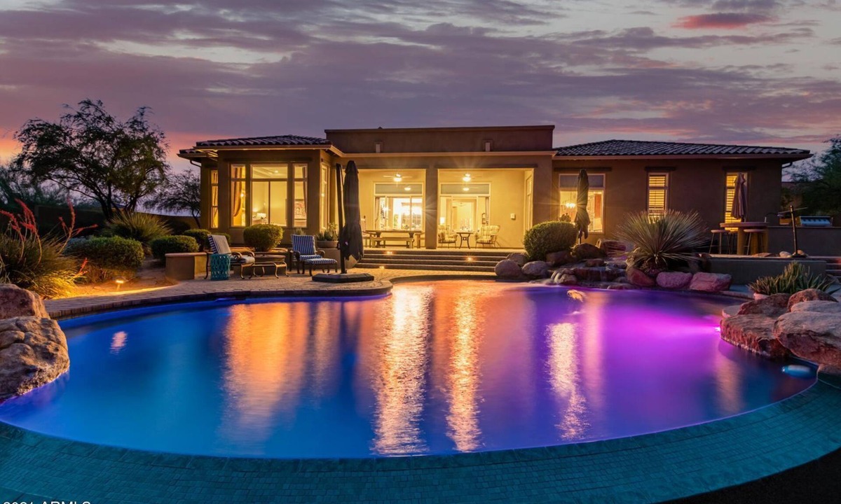 Mirabel Village House | Scottsdale Sunrise Retreat