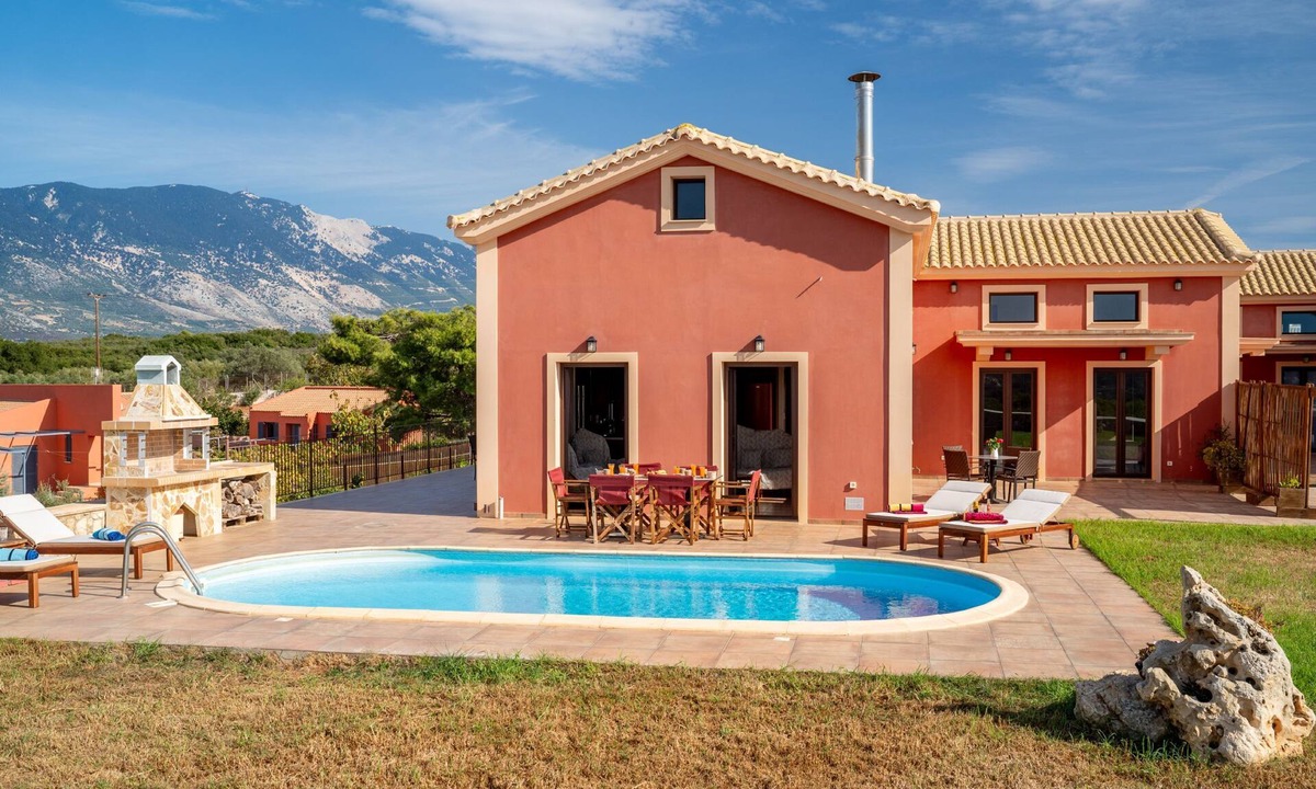 Kokolata Villa | Sea views, sunshine, and serenity in Lakithra