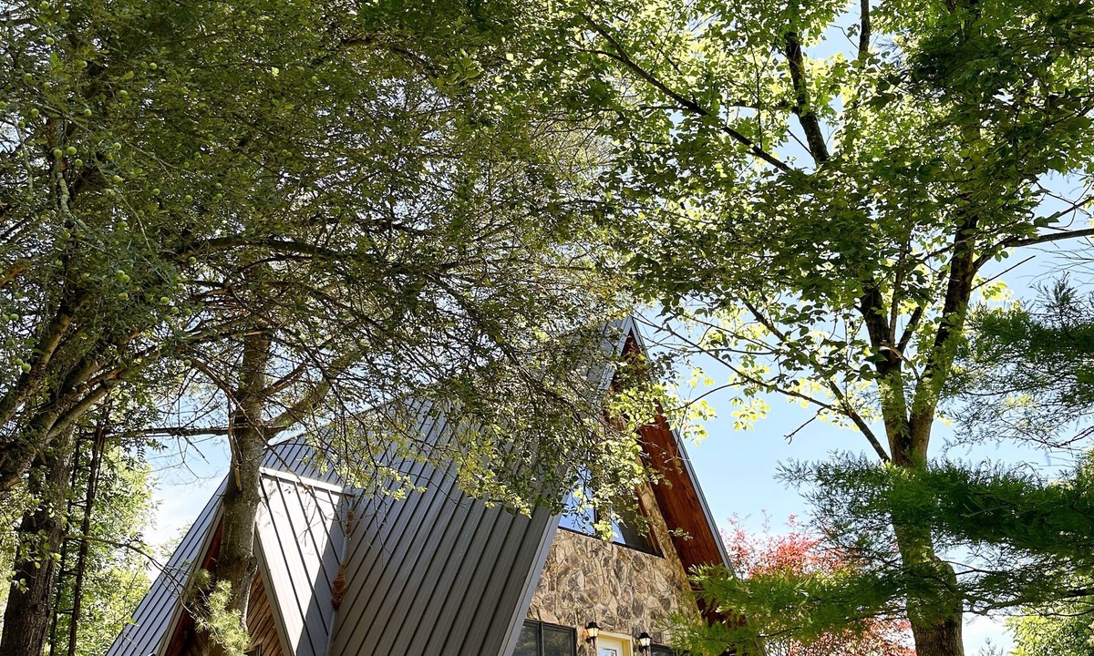 Coolville House | Secluded A-Frame on 22 Acres near Athens