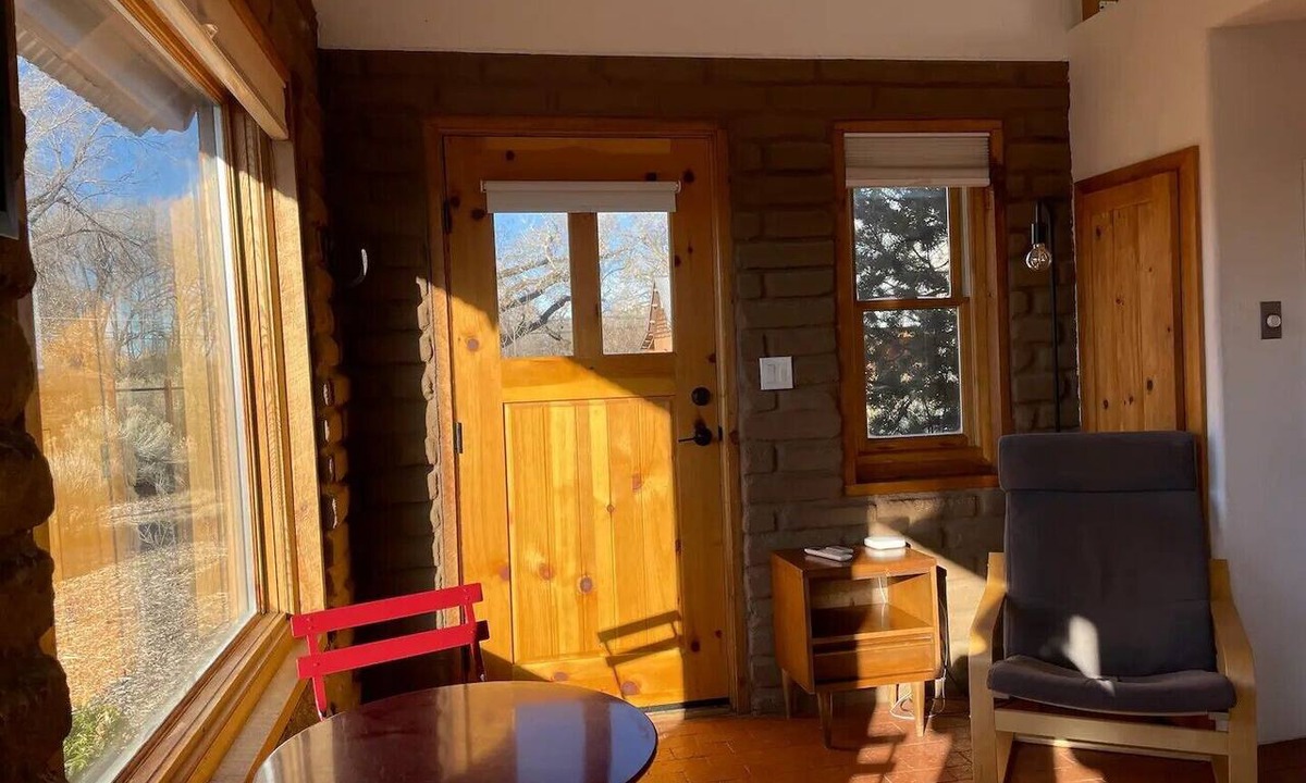 Alamedan Valley House | Secluded Adobe Casita-Right behind Balloon Fiesta Park