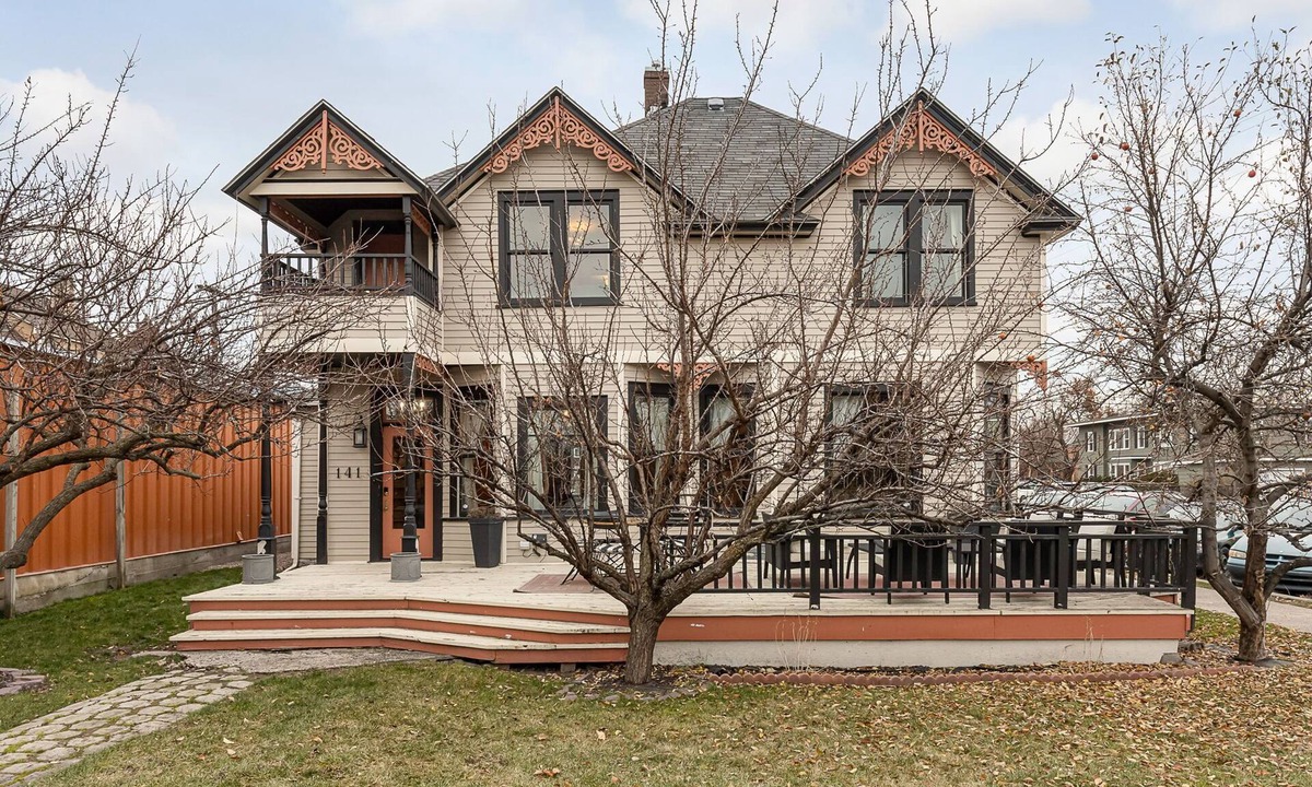 Riverfront House | Second floor 2 bdrm off Missoula's Hip Strip, across river from downtown