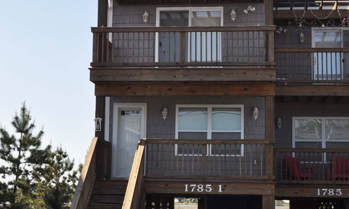 Sneads Ferry House | Serenity Now! 3br Townhome w Private Beach Access - LAST MIN DEAL, Aug 15-22