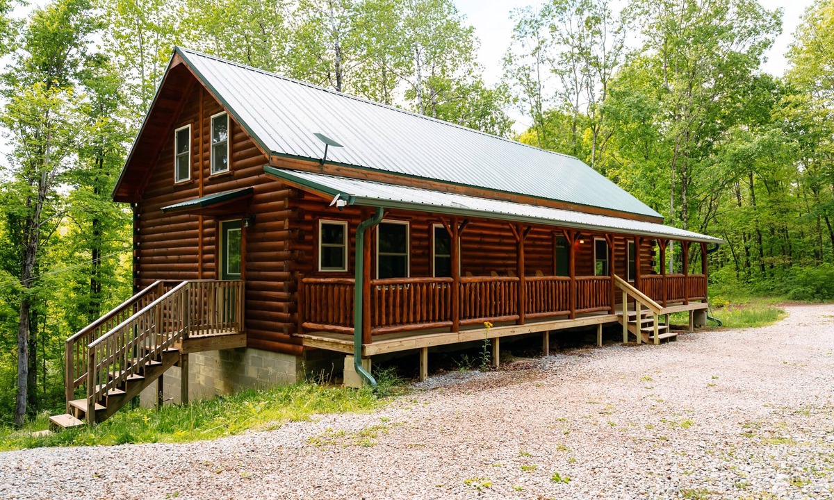 Nelsonville Cabin | Seven Pines | Hocking Hills, 60 Acres, Firepit