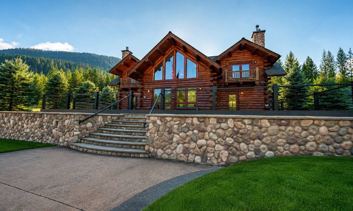 Troy Cabin | Shangrilog - Cabin with Mountain View & Lake Front Property