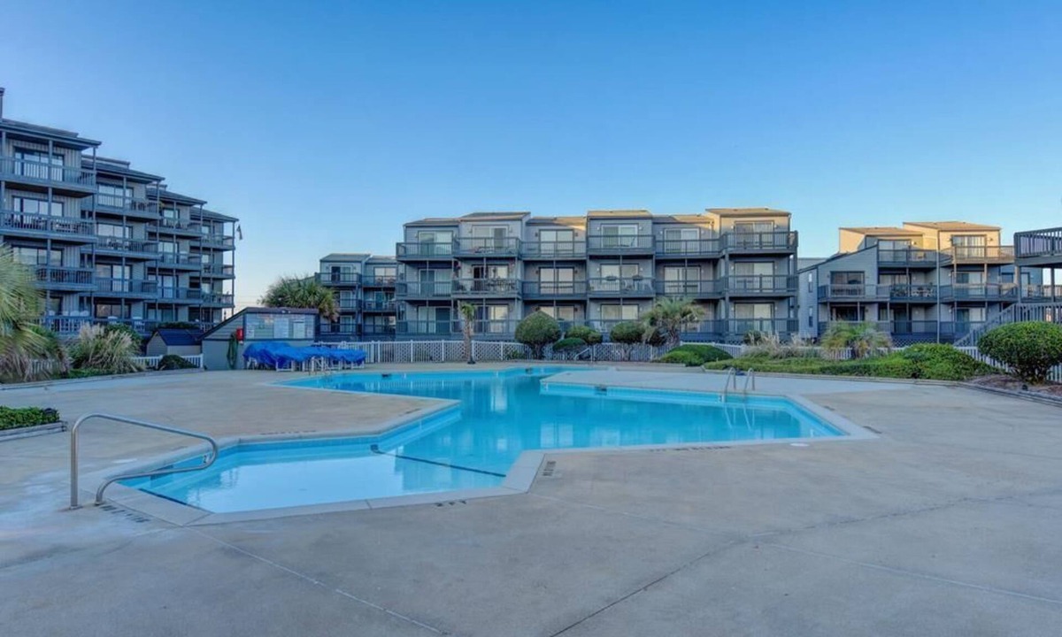 Sneads Ferry Condo | Shipwatch Villas 1317