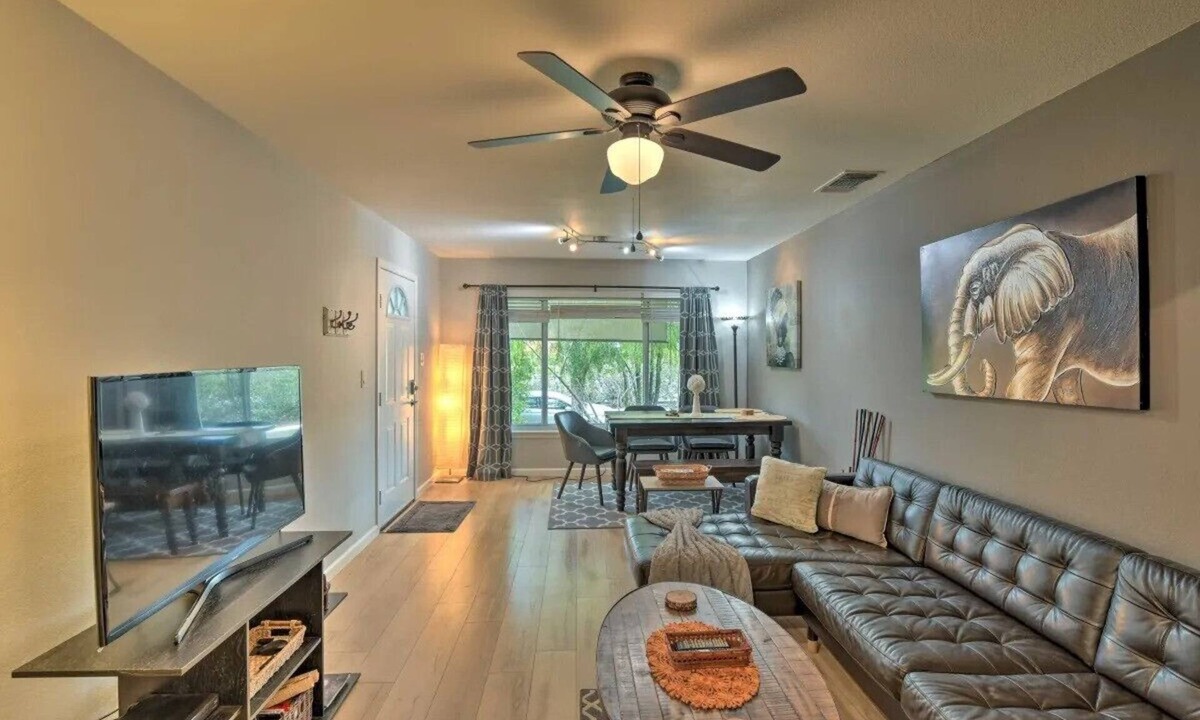 Carmichael House | Silver Modern 2BR: Pet-Friendly Oasis w/Fenced Private Garden Near Downtown