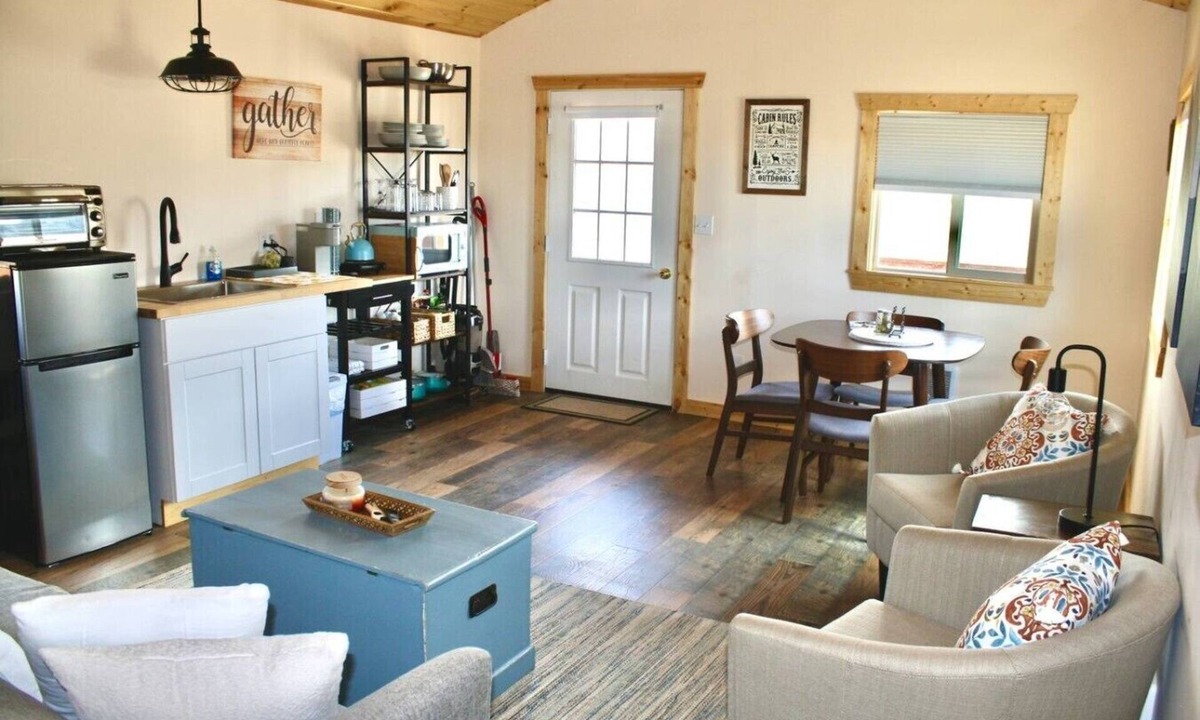 Whitehall Cabin | Silver Star Cabin on Alpaca ranch!