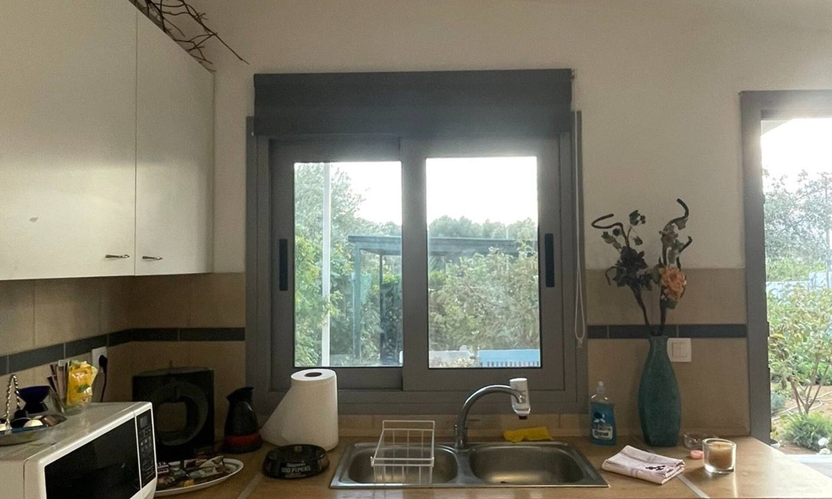 Kropia House | Simple Stay Vari's House