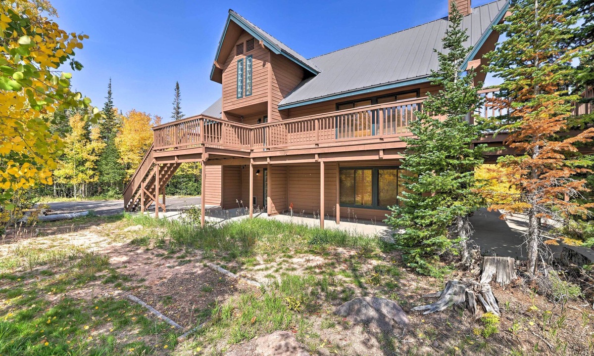 Brian Head Cabin | Ski-In/Ski-Out Cabin: Lift to Brian Head Resort!