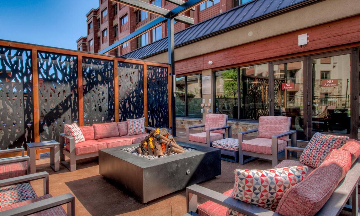 Peak 9 Condo | Ski-in/ski-out Studio W/snowy Alpine Views - Walk To Main St Studio Bedroom Condo by RedAwning