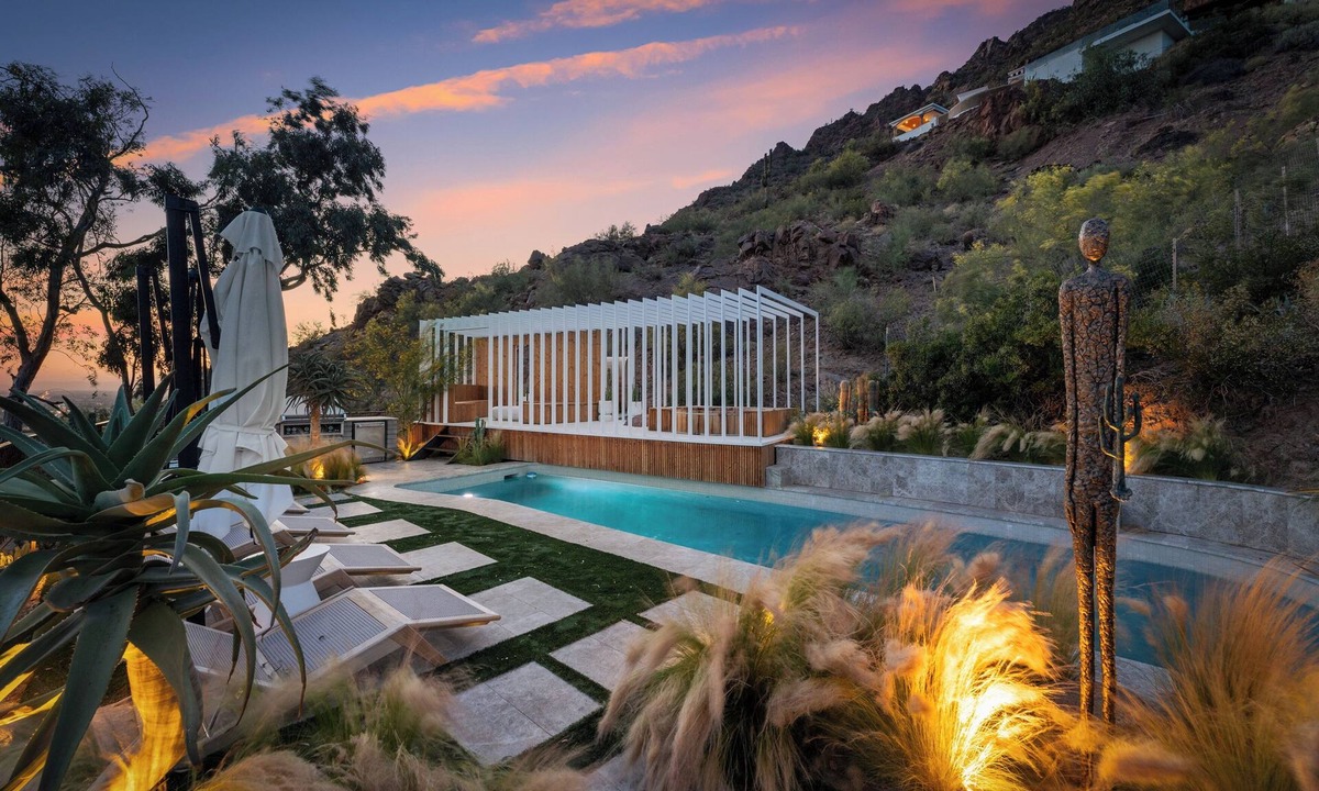 Camelback East House | Skyeview - Award-Winning Mountaintop Oasis