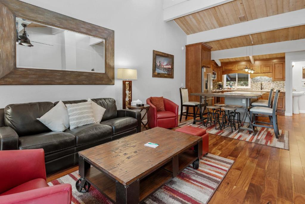 Big Bear Lake House | Snow Summit Thrush8 - Walk to Snow Summit Ski Resort