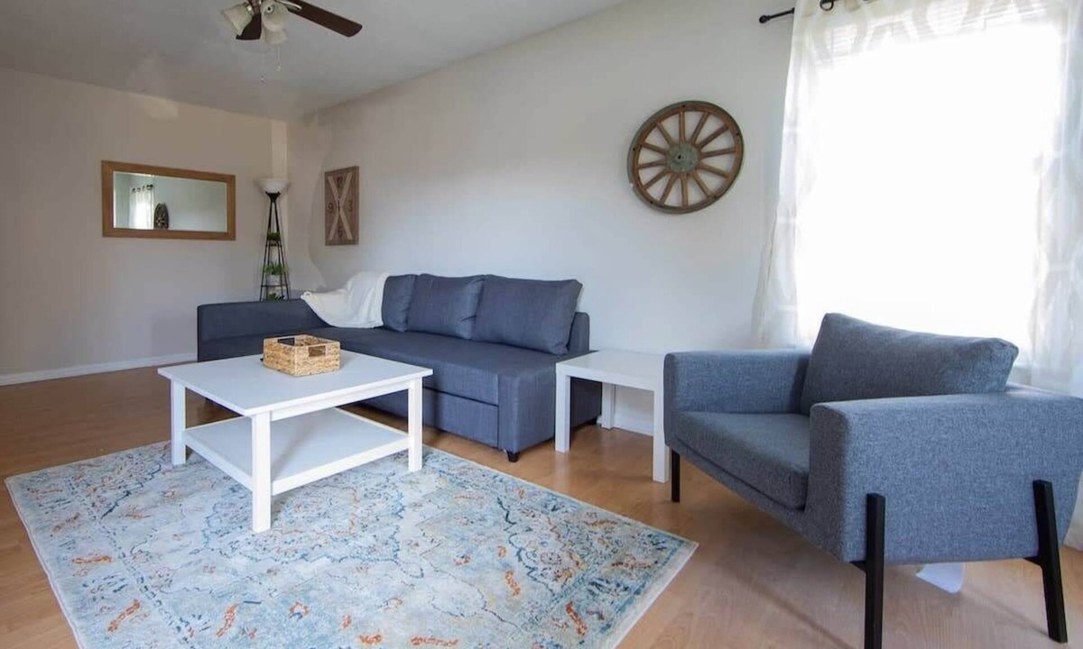 Northwest Apartment | Sojourn 2 Bedroom Townhouse in Virginia Beach