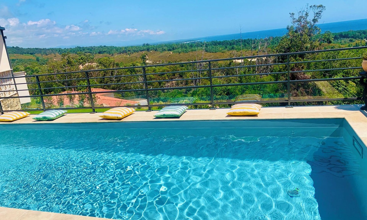 Solenzara Villa | Somptueuse Villa vue mer Avec Piscine Privée