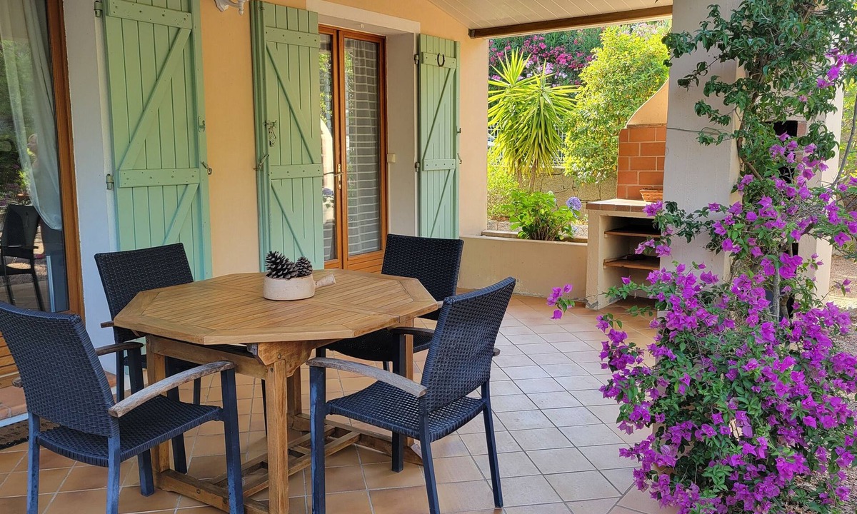 Sotta Bed & Breakfast | South Corsica house, close to the most beautiful beaches and mountains