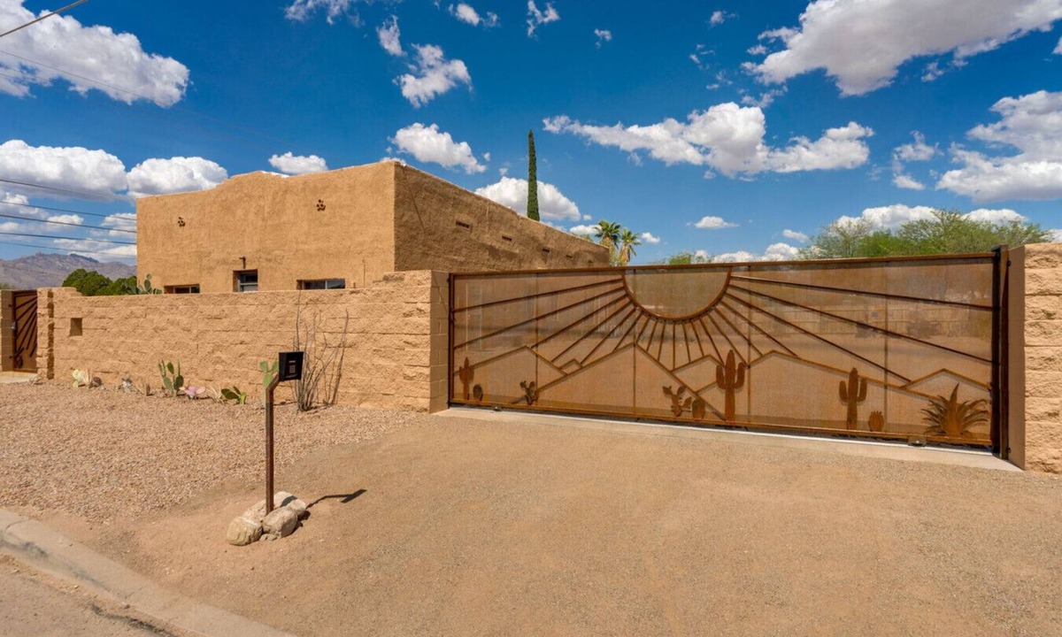 Palo Verde House | Southwest Casita Dog Park Gated Parking/#5