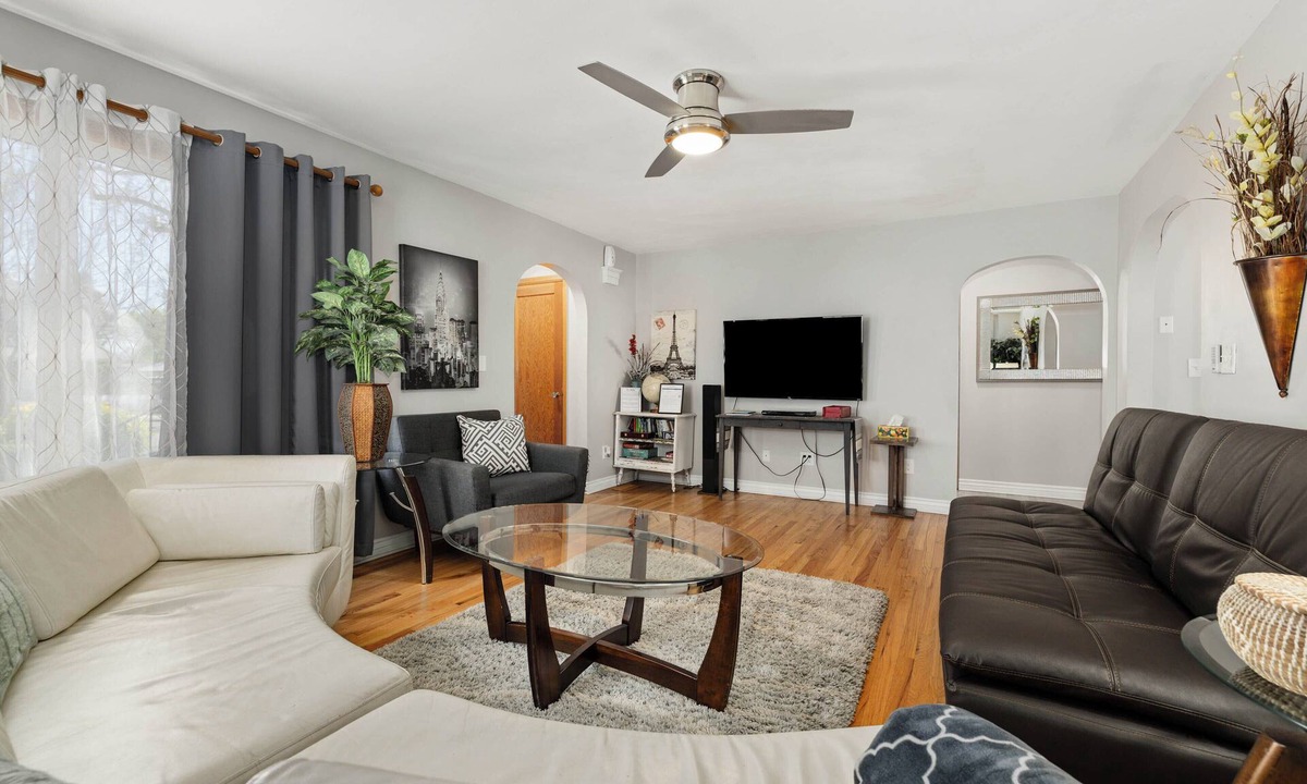 Winstead Park House | Spacious Family Home w/Garage Game Room & Office!