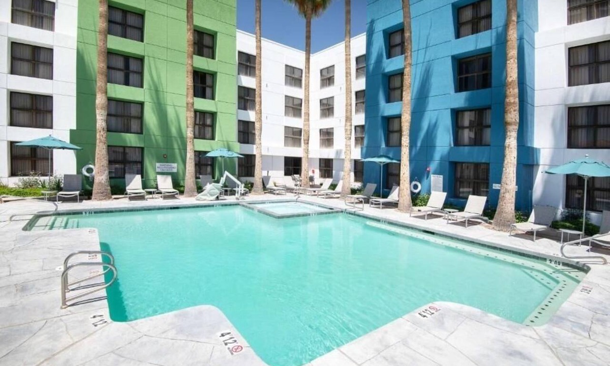 Chandler Hotel | Spacious Guest Room Perfect for Travelers Seeking Relaxation in Chandler