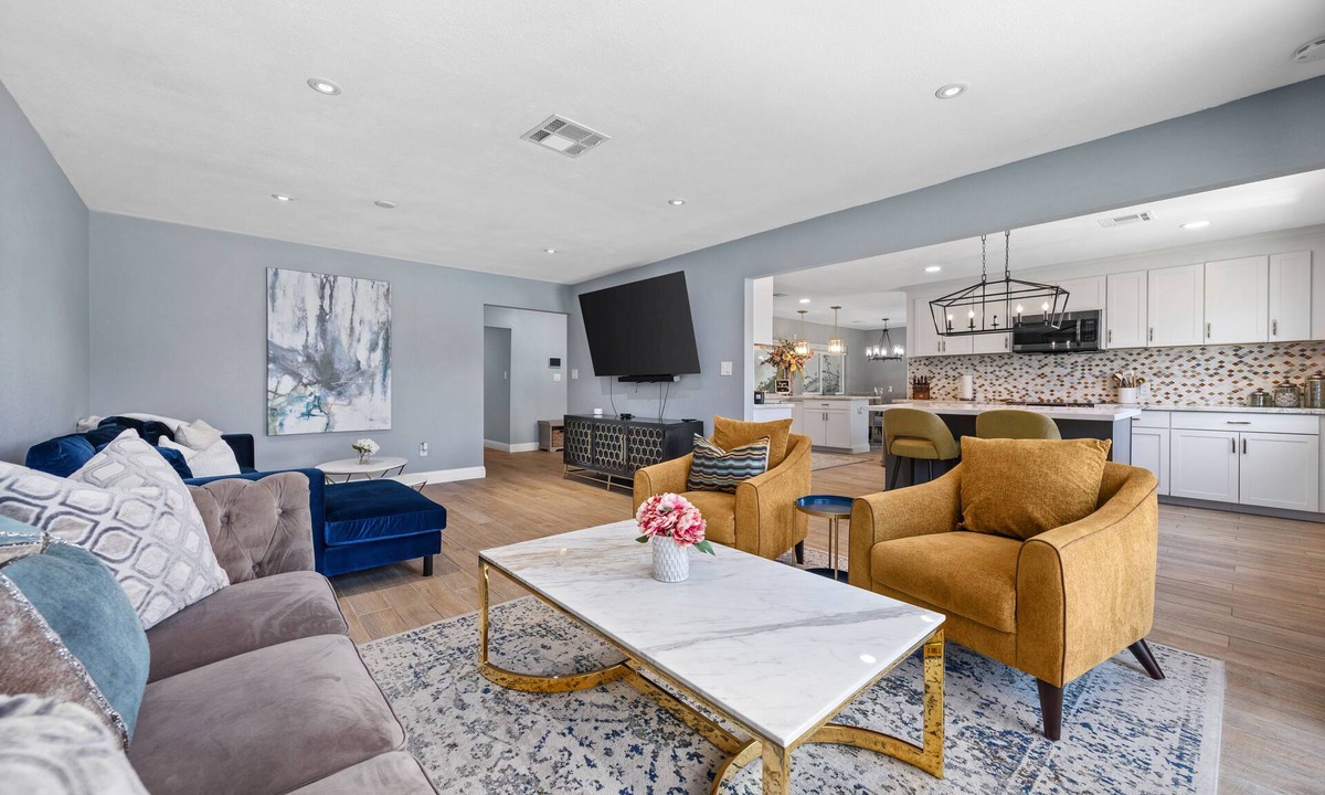 West Park Community House | Spacious Home offers quality and comfort.